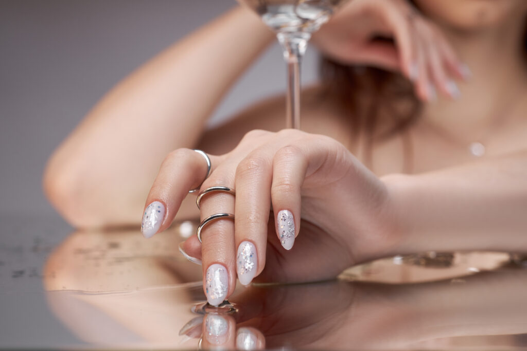 beautiful-manicure-on-the-nails-of-a-woman-color-2021-12-09
