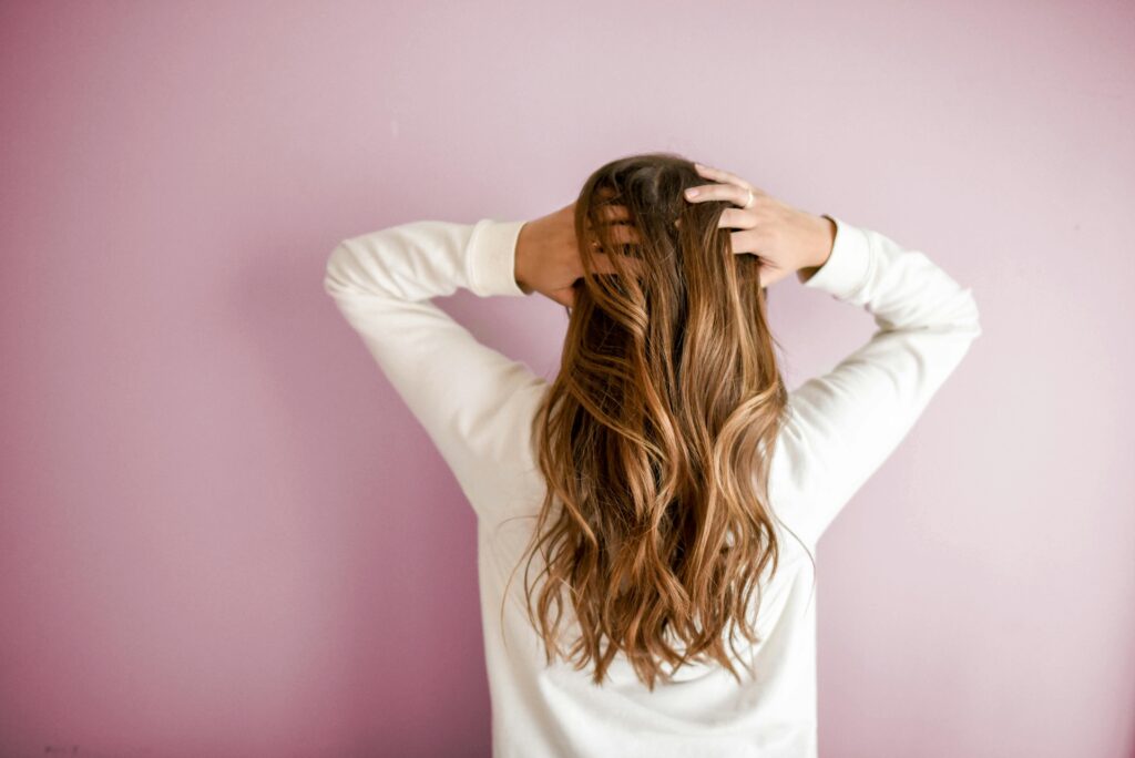 tips for maintaining healthy hair. long hair. long blonde hair. wave hair. 