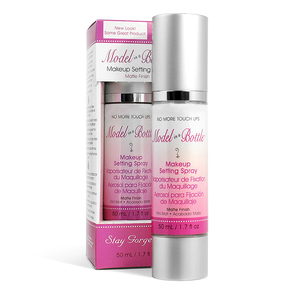 Model Bottle Makeup Setting Spray Matte Finish a  revolutionary formula that is resistant to smudging, humidity, water and tears.