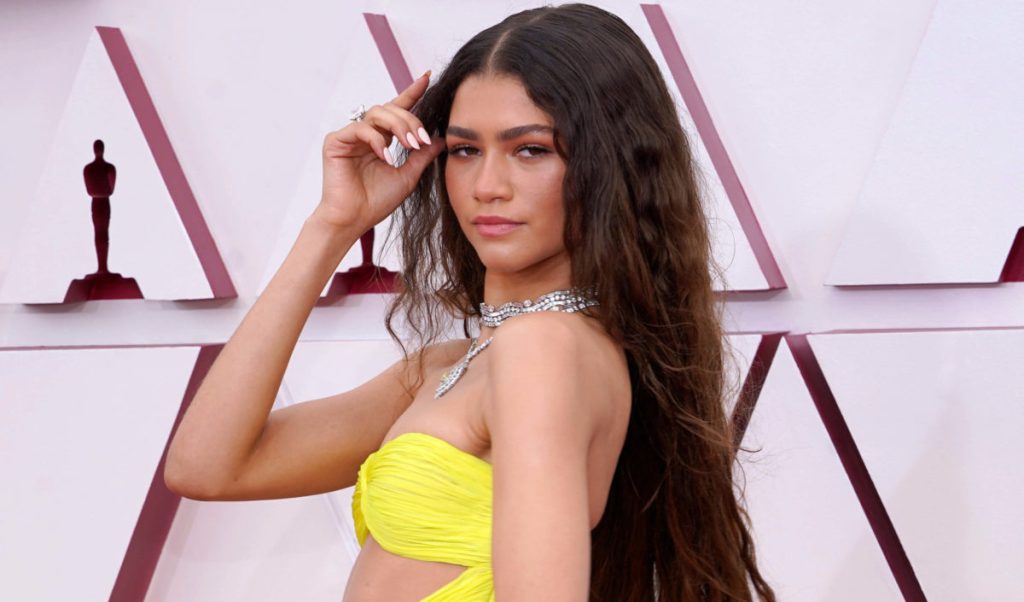 Oscars 2021: Zendaya Stuns in Neon Yellow Gown